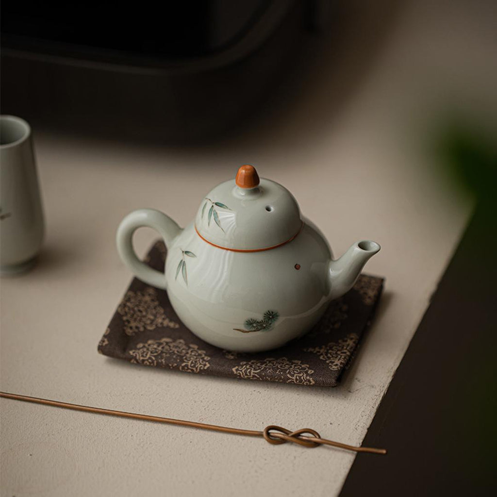 Hand-painted Chinese Style Iron-red Ceramic Red carp and lotus 130ml Chinese Teapot