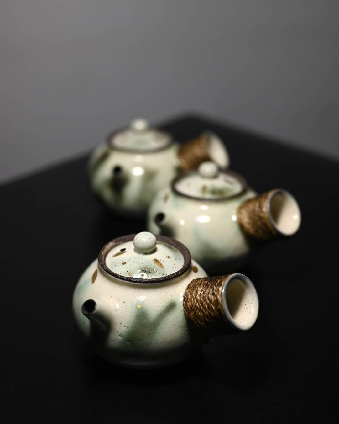 Handmade Vintage Style Powder Glaze Ceramic Gradient Green 120ml Side Handled Teapot